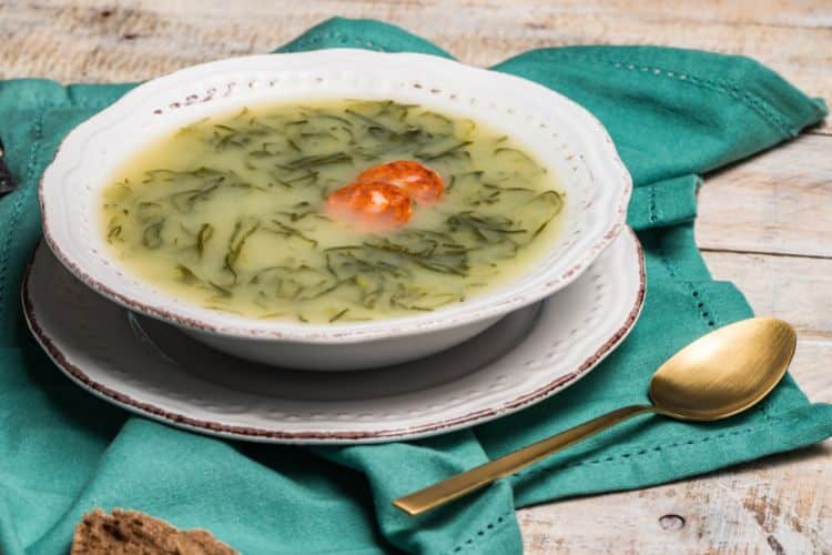 Sopa portuguesa: o Caldo verde