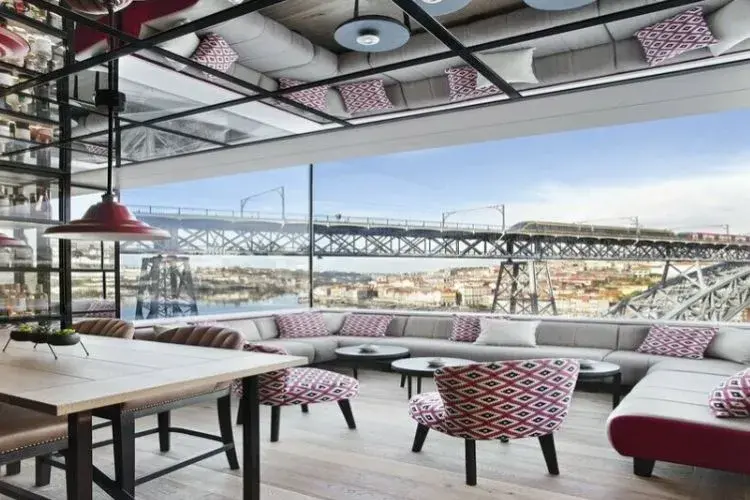Hotel Vincci Ferro Iron Bridge in Porto Portugal